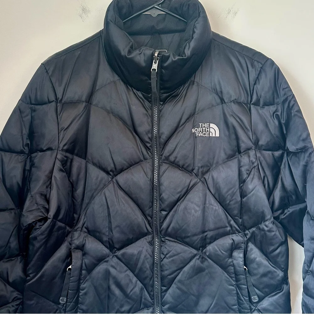 The North Face Women’s 550 Black Insulated Puffer Jacket - Size: Large - Picture 3 of 12